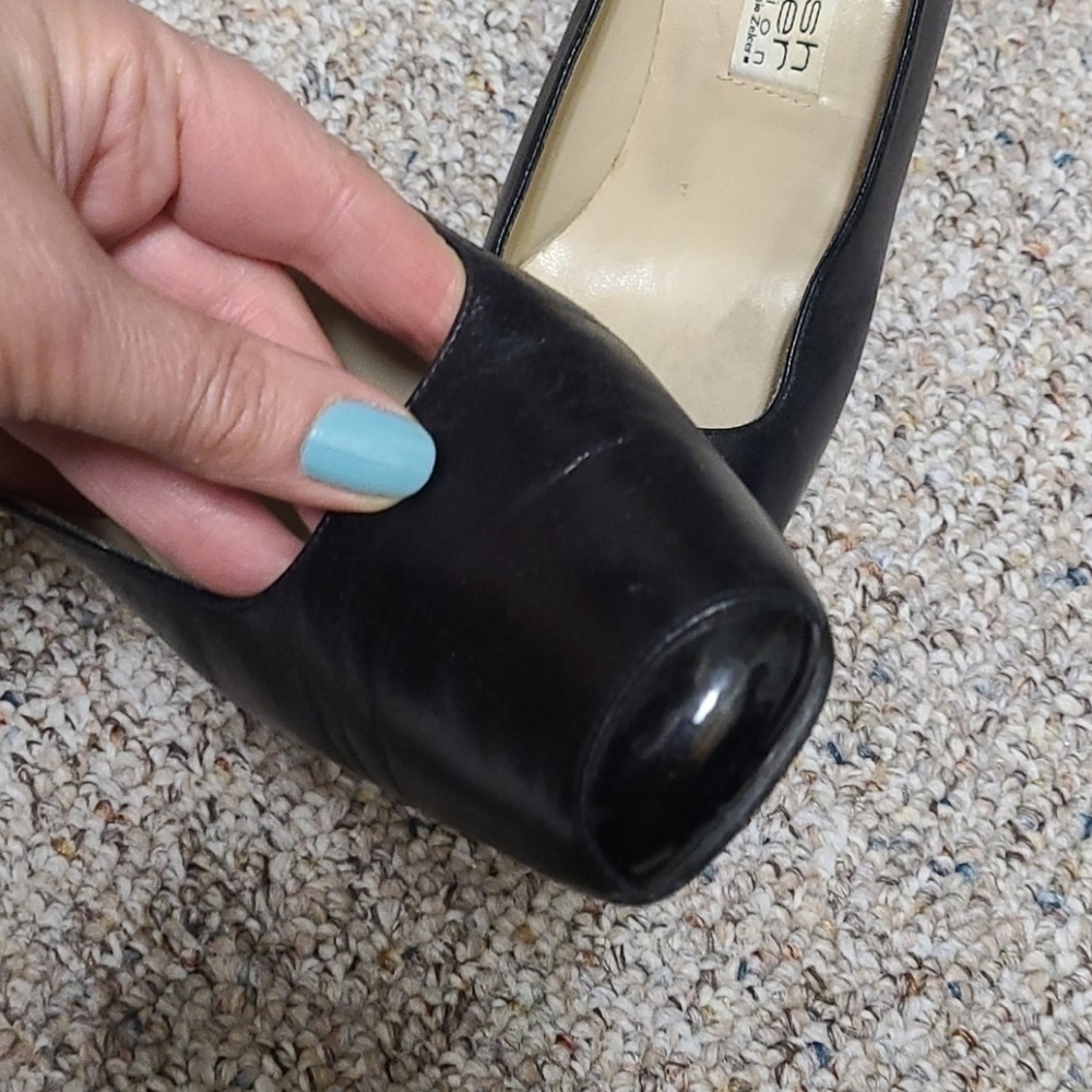 Spanish Leather Collection by Sergio Zelcer Black Pumps Size 9.5 Unique Heel - Picture 5 of 14